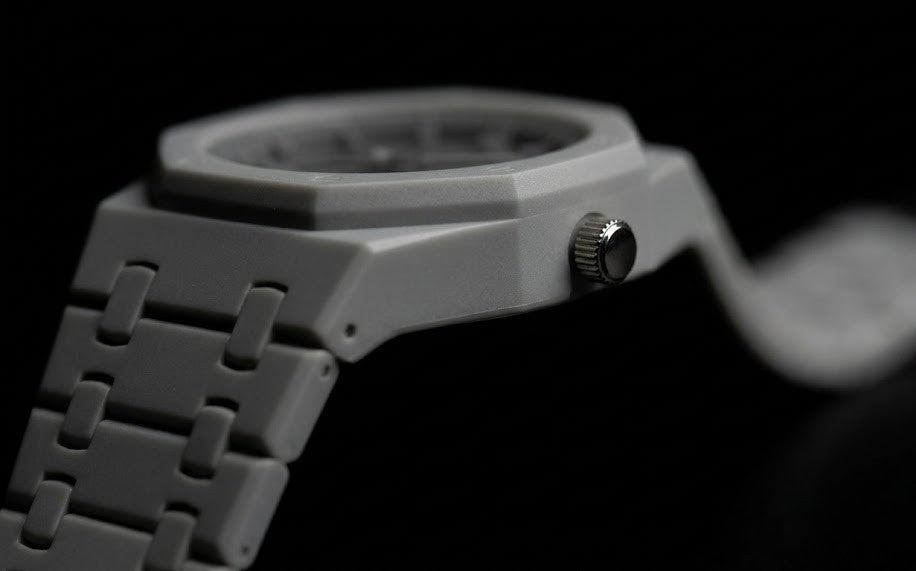 GREY_GHOST